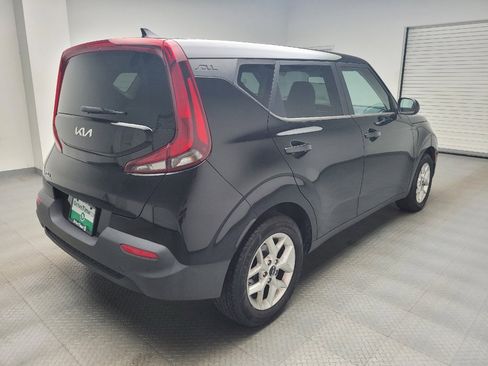 Used 2022 Kia Soul LX w/ Technology Package FWD image 9