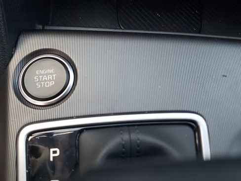 Certified 2026 Kia Sportage SX FWD image 30