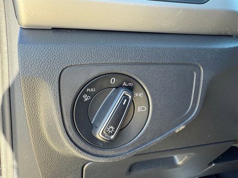 Used 2022 Volkswagen Atlas SE image 20