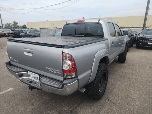 Used 2015 Toyota Tacoma PreRunner w/ SR5 Package RWD image 12