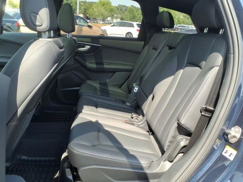 Used 2025 Audi Q7 3.0T Premium Plus w/ Premium Plus Package AWD/4WD image 20