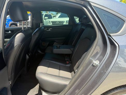 Used 2022 Kia Forte GT w/ GT Technology Package FWD image 10