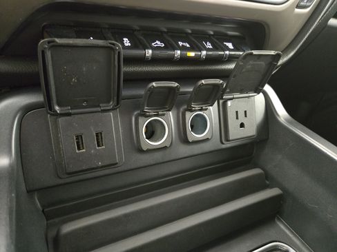 Used 2019 GMC Sierra 2500 Denali w/ Duramax Plus Package image 22