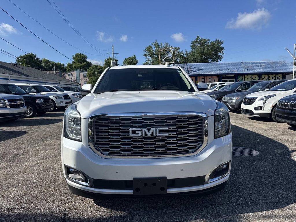 Used 2019 GMC Yukon XL Denali w/ Denali Ultimate Package RWD image 2