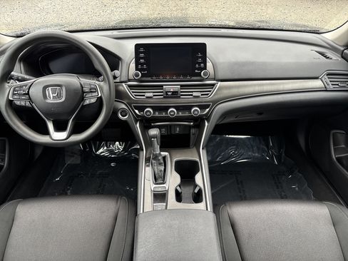 Used 2019 Honda Accord LX image 17