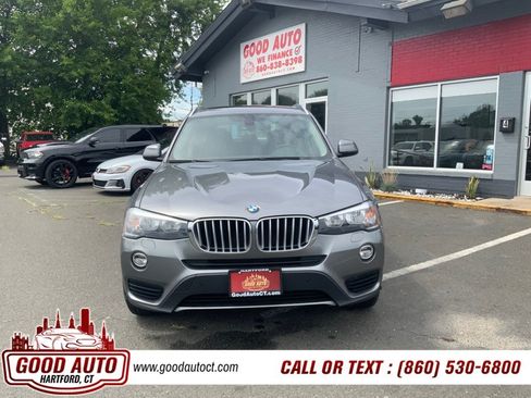 Used 2017 BMW X3 xDrive28i AWD/4WD image 2