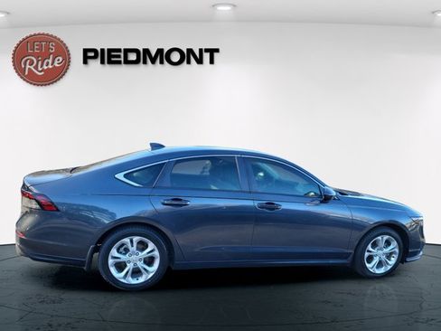 Certified 2023 Honda Accord LX image 6