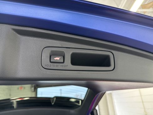 Used 2025 Honda CR-V Sport Touring image 11