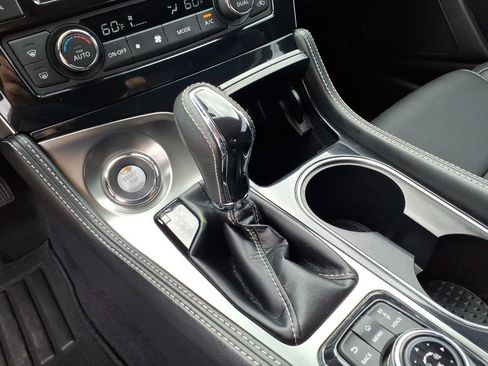 Used 2023 Nissan Maxima Platinum w/ Sport Mat Group FWD image 20