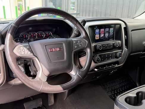 Used 2017 GMC Sierra 1500 SLE w/ SLE Preferred Package AWD/4WD image 10