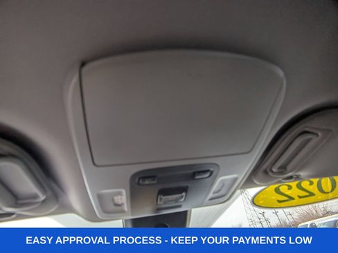 Used 2022 Toyota Camry SE image 22