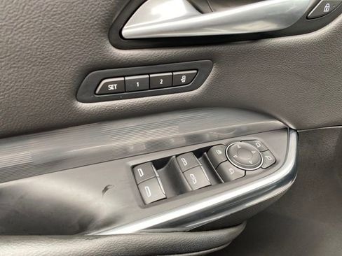 Certified 2025 Cadillac XT4 Premium Luxury image 14