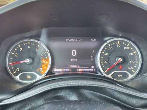 Used 2016 Jeep Renegade Limited AWD/4WD image 18