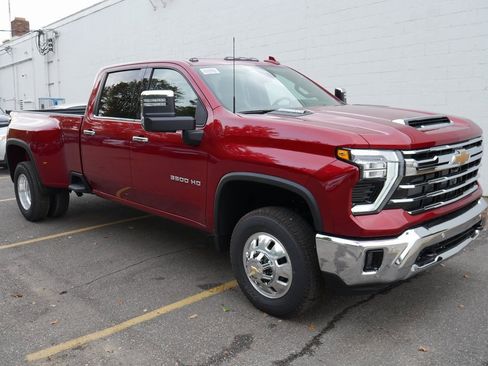 New 2026 Chevrolet Silverado 3500 LTZ w/ LTZ Convenience Package image 2