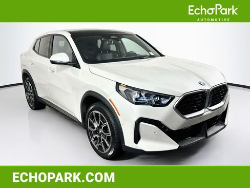 Used 2026 BMW X2 xDrive28i AWD/4WD image 1