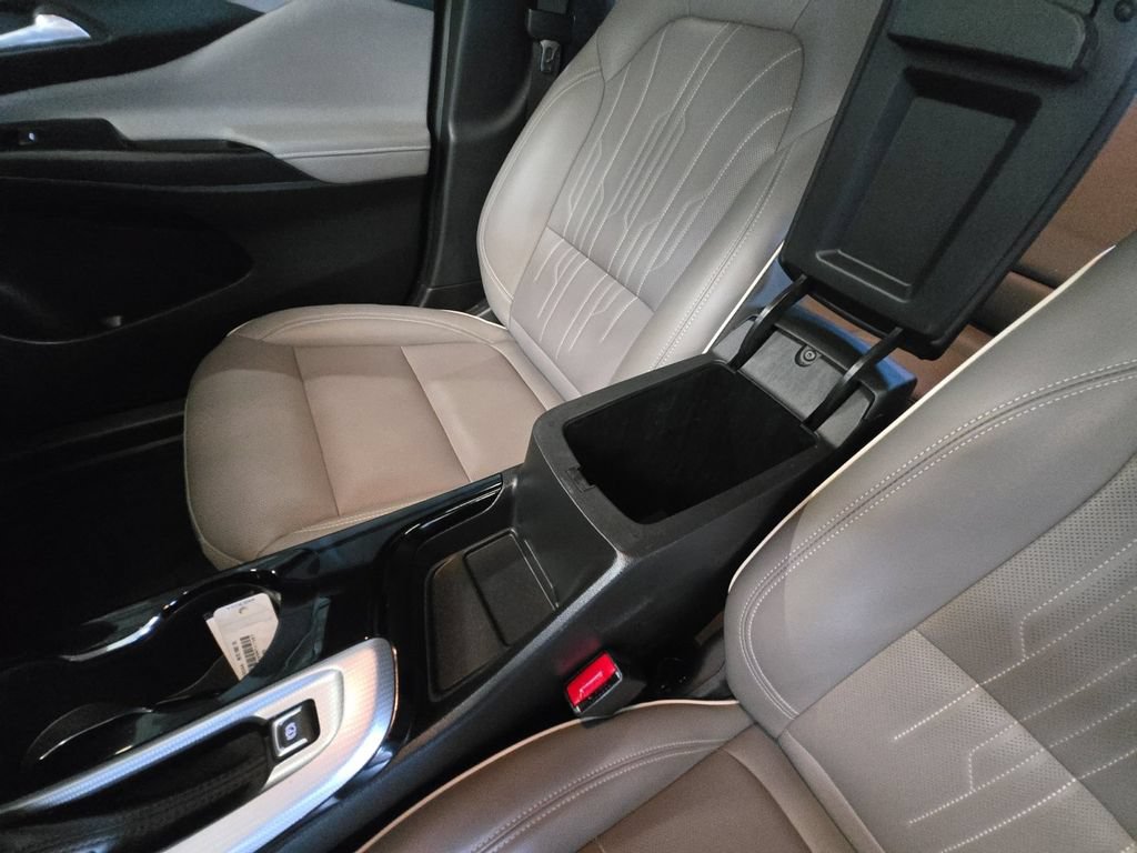 Certified 2024 Buick Envista Avenir FWD image 33