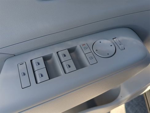 New 2026 Hyundai Kona SE image 20