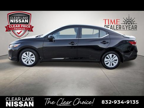 Certified 2025 Nissan Sentra S FWD image 4