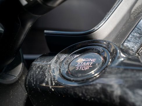 Certified 2023 Honda CR-V EX-L image 32