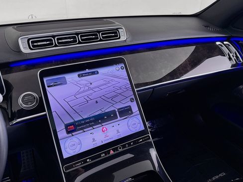 Certified 2023 Mercedes-Benz S 500 4MATIC image 21