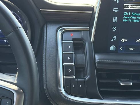 Used 2024 Chevrolet Tahoe LT w/ Luxury Package AWD/4WD image 21