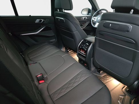 New 2026 BMW X5 xDrive50e w/ Executive Package AWD/4WD image 11