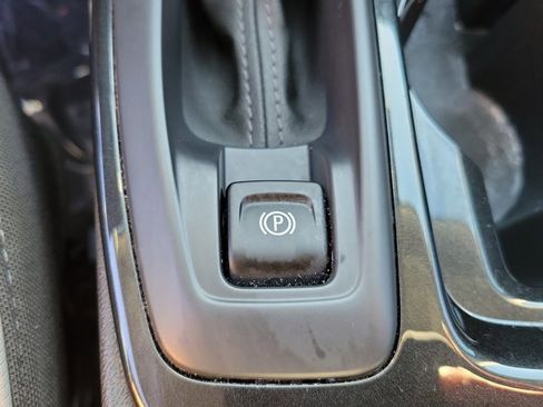 Used 2023 Chevrolet TrailBlazer LT image 37