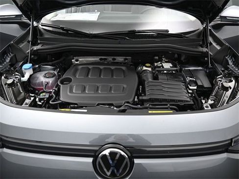 New 2026 Volkswagen Tiguan S image 15