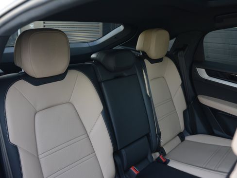 Certified 2026 Porsche Cayenne Coupe AWD/4WD image 35
