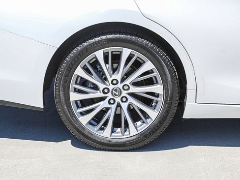 Used 2021 Lexus ES 350 w/ Premium Package FWD image 11