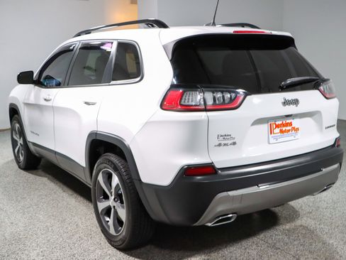 Used 2022 Jeep Cherokee Limited AWD/4WD image 9