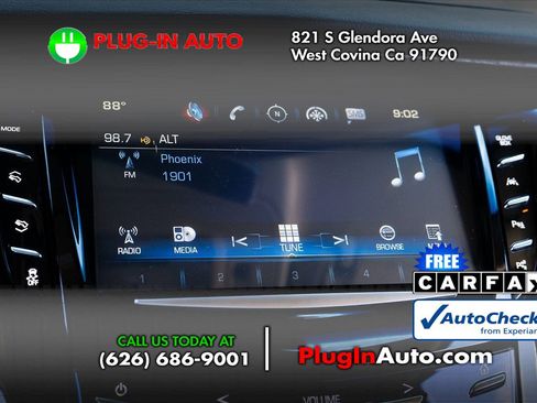 Used 2018 Cadillac Escalade Premium Luxury image 33