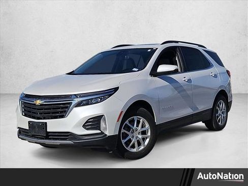 Used 2022 Chevrolet Equinox LT image 1
