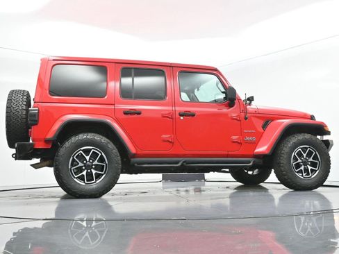 Used 2020 Jeep Wrangler Unlimited Sahara AWD/4WD image 46