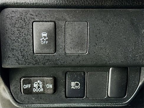 Used 2020 Toyota Tacoma SR w/ SX Package image 10
