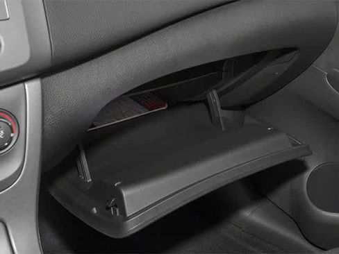 Used 2013 Nissan Sentra SV image 19