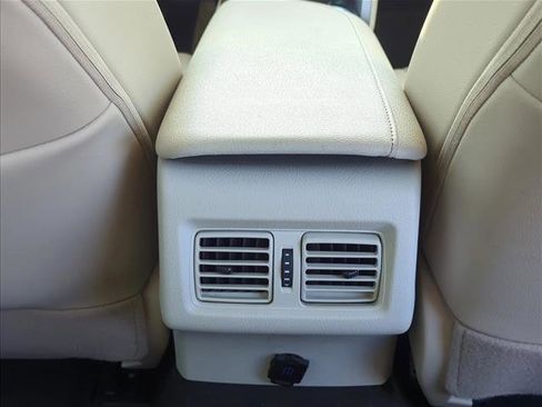 Certified 2020 Toyota Camry XLE FWD image 26