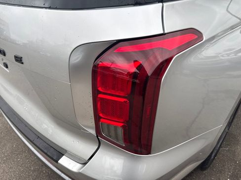 Used 2024 Hyundai Palisade Limited image 39