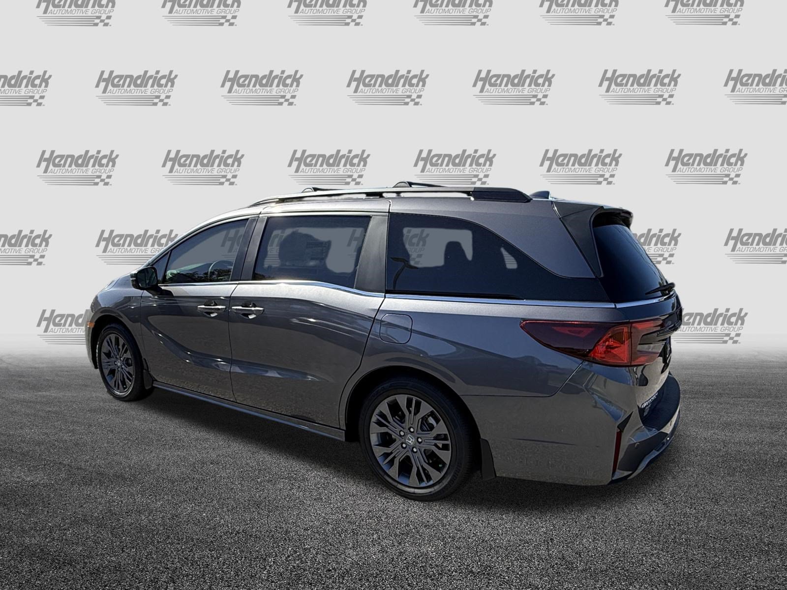 New 2027 Honda Odyssey Touring image 8