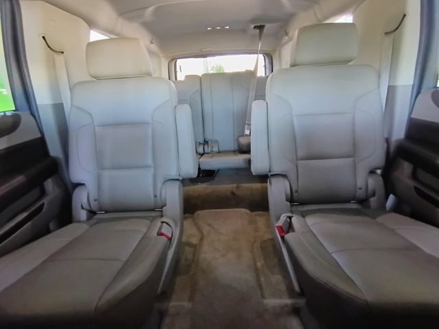 Used 2015 Chevrolet Suburban LT RWD image 50