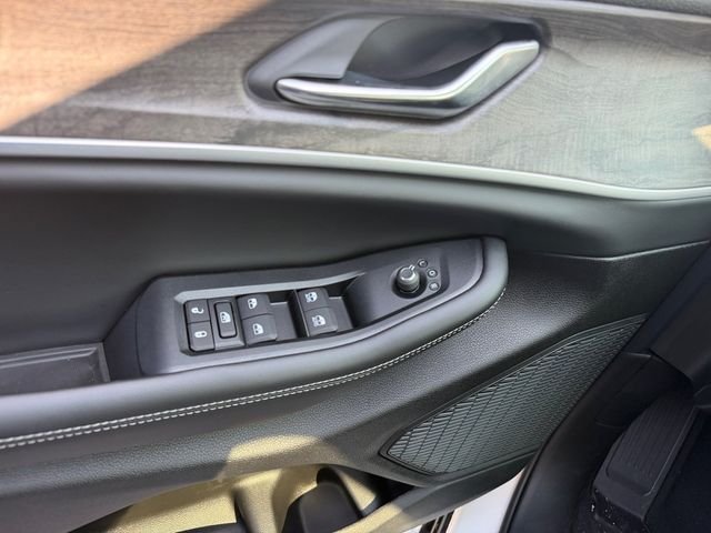 New 2026 Jeep Grand Cherokee Altitude AWD/4WD image 12