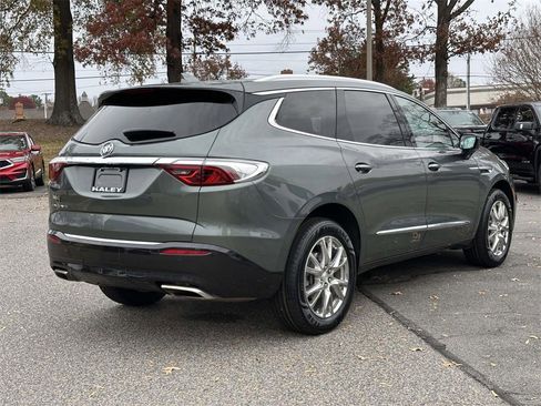 Used 2022 Buick Enclave Essence w/ Experience Buick Package image 20