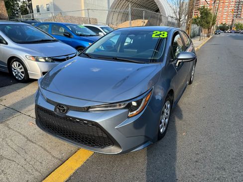 Used 2023 Toyota Corolla LE image 4