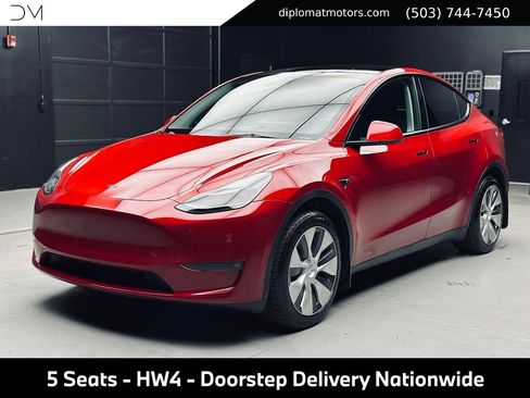 Used 2023 Tesla Model Y Long Range AWD/4WD image 1