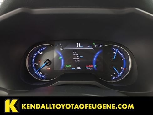 Used 2025 Toyota RAV4 XLE AWD/4WD image 15
