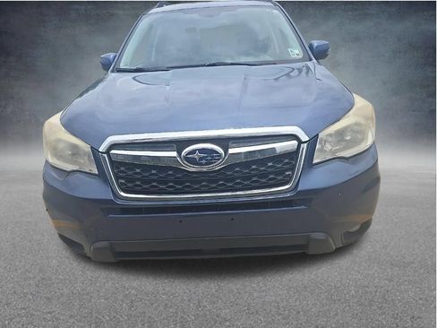 Used 2014 Subaru Forester 2.5i Touring AWD/4WD image 2