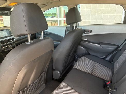 Used 2021 Hyundai Kona SE AWD/4WD image 14