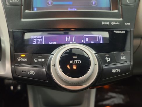 Used 2012 Toyota Prius V Five image 30