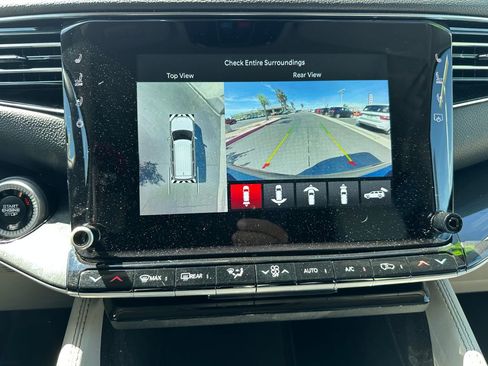 Certified 2022 Jeep Wagoneer Series I w/ Convenience Group I image 30