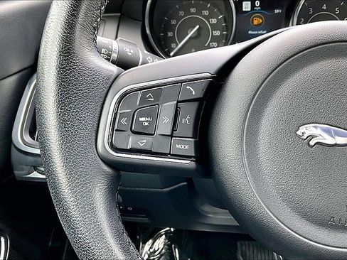 Used 2020 Jaguar E-PACE image 20